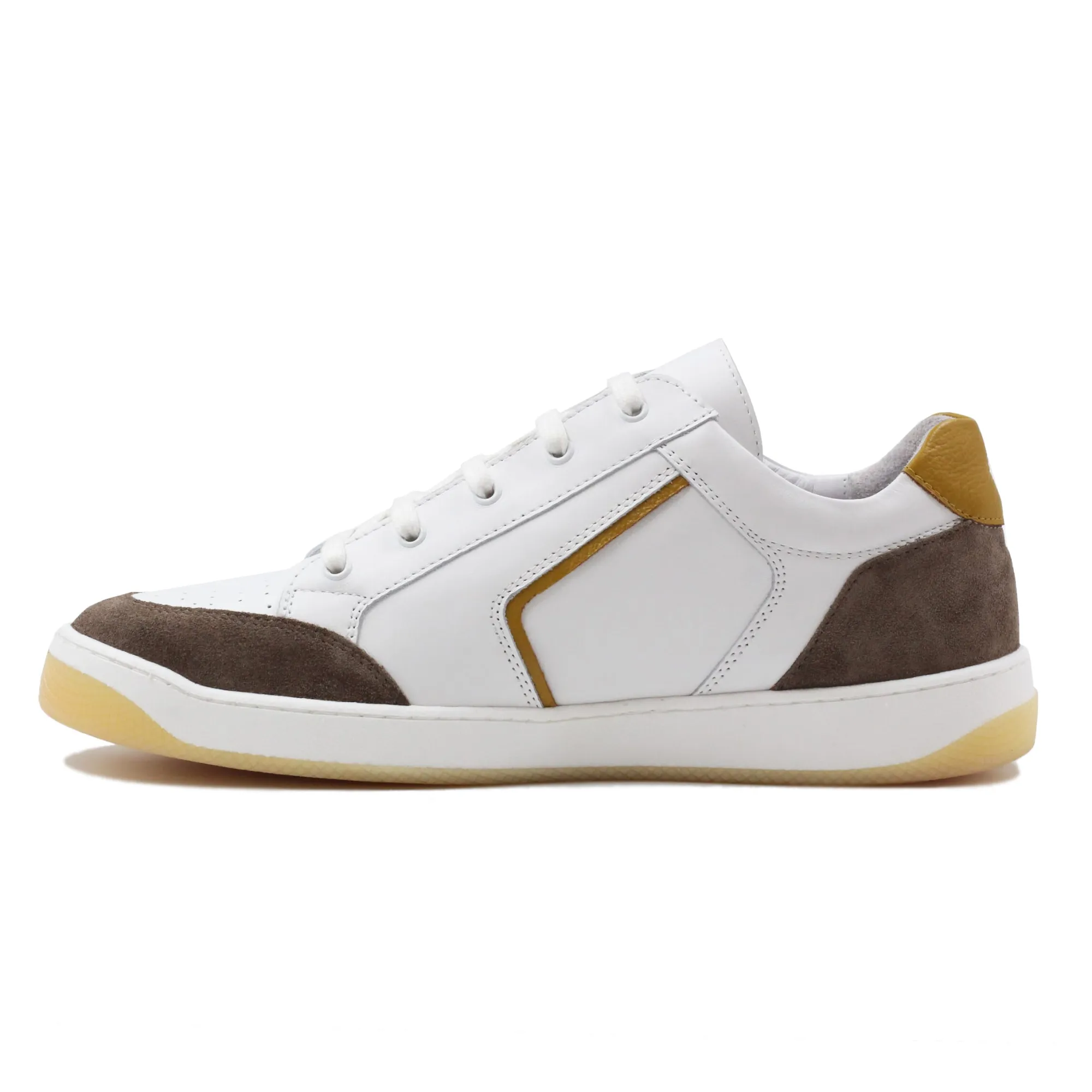 Shop Baskets rétro homme cuir blanc taupe Homme Fins De Série Solidaires