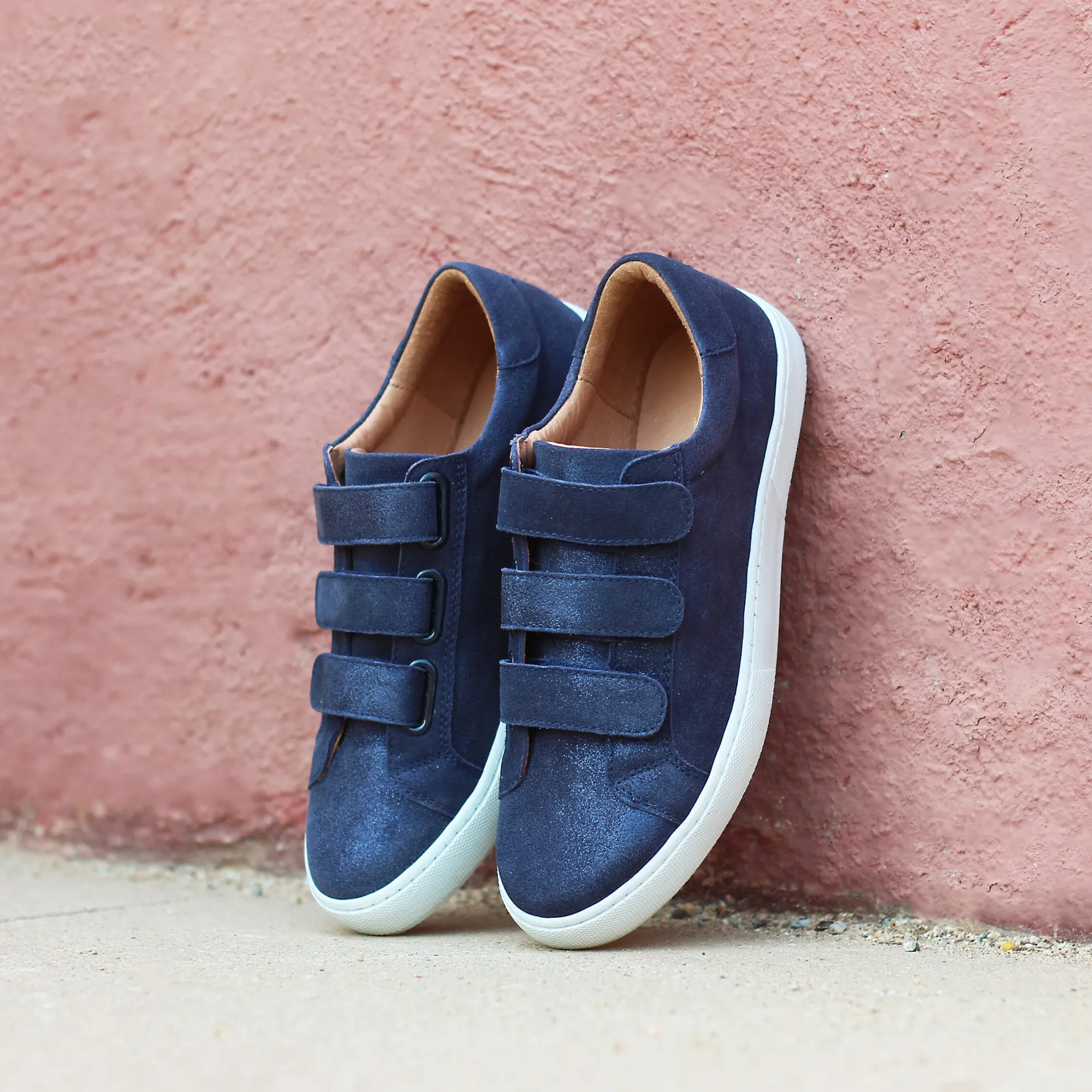 Sale Baskets scratch cuir métallisé bleu Femme Baskets