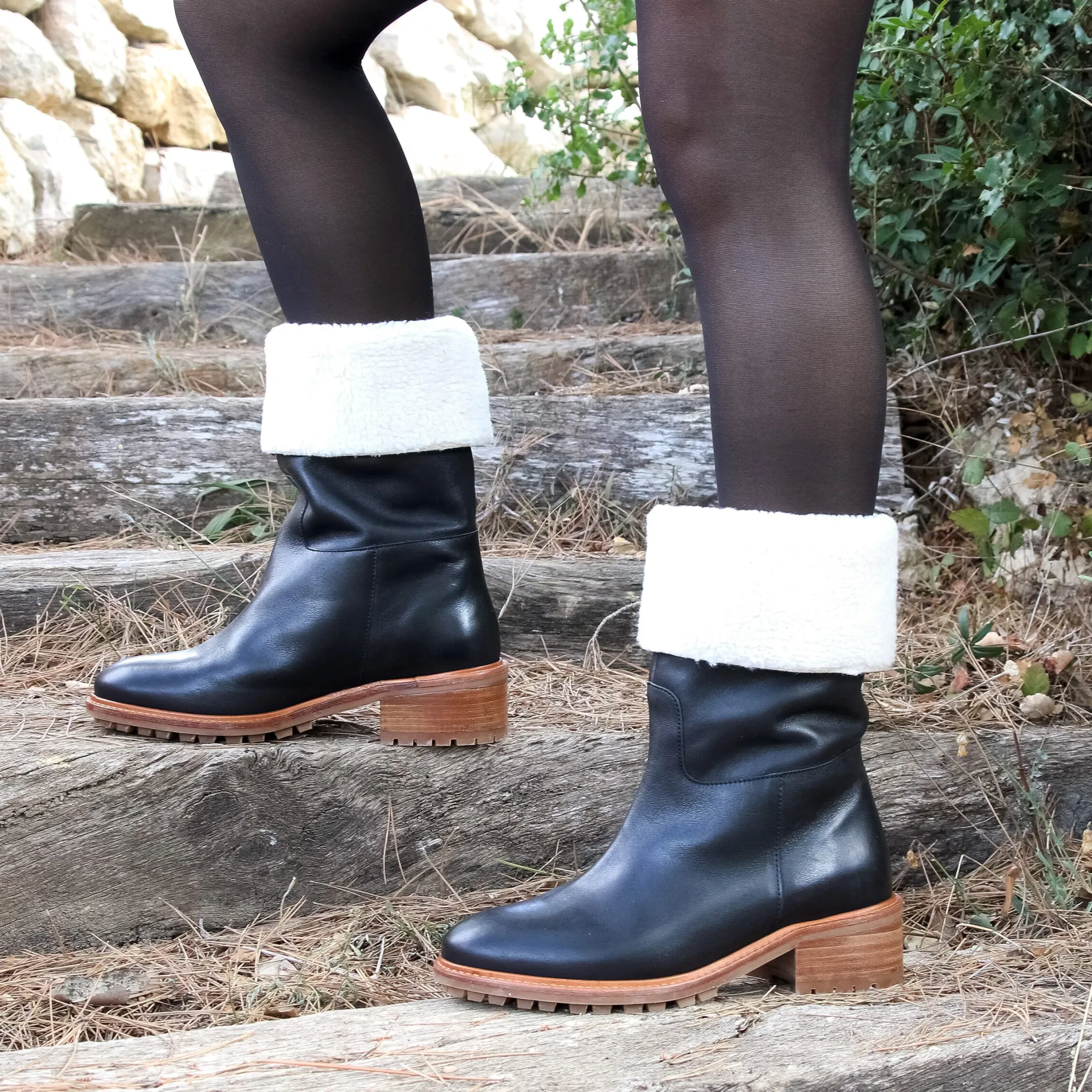Shop Bottes fourrées cuir Femme Bottines & Bottes