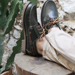 Online Chaussures bateau crampons cuir vert Homme Chaussures Bateau