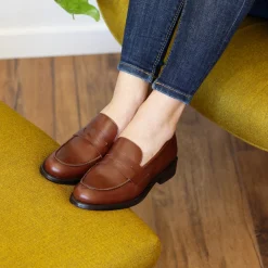 Shop Mocassins cuir Femme Mocassins & Derbies