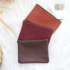 Shop Pochette cuir upcyclé - Petite Femme Dressing Recyclé|Pochettes
