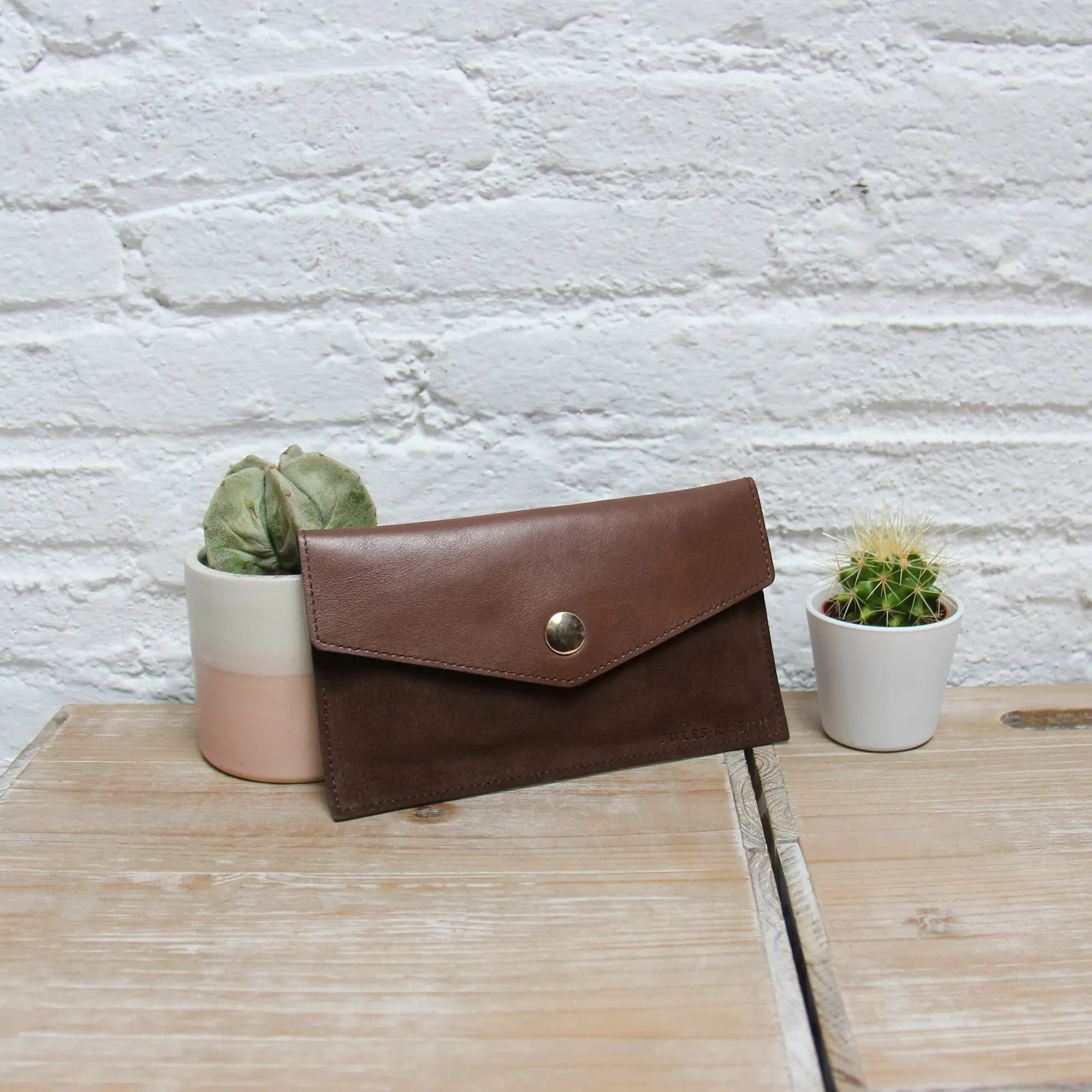 Cheap Pochette enveloppe cuir upcyclé Femme Pochettes|Petite Maroquinerie