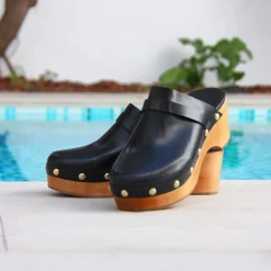 Best Sale Sabots bois clous cuir Femme Sandales