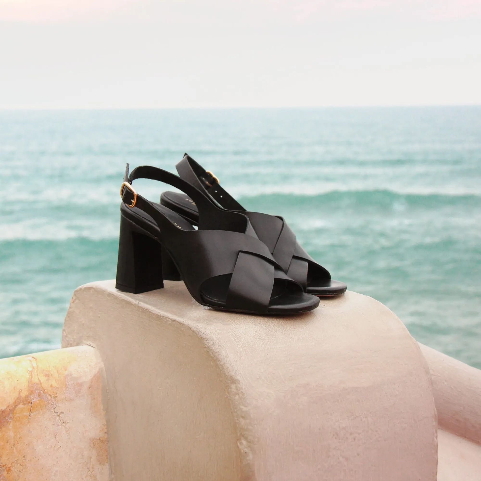 Online Sandales graphiques cuir Femme Sandales