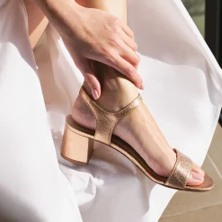 Fashion Sandales moyen talon métallisé rose Femme Sandales
