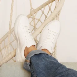 Hot Tennis lacet cuir Femme Baskets