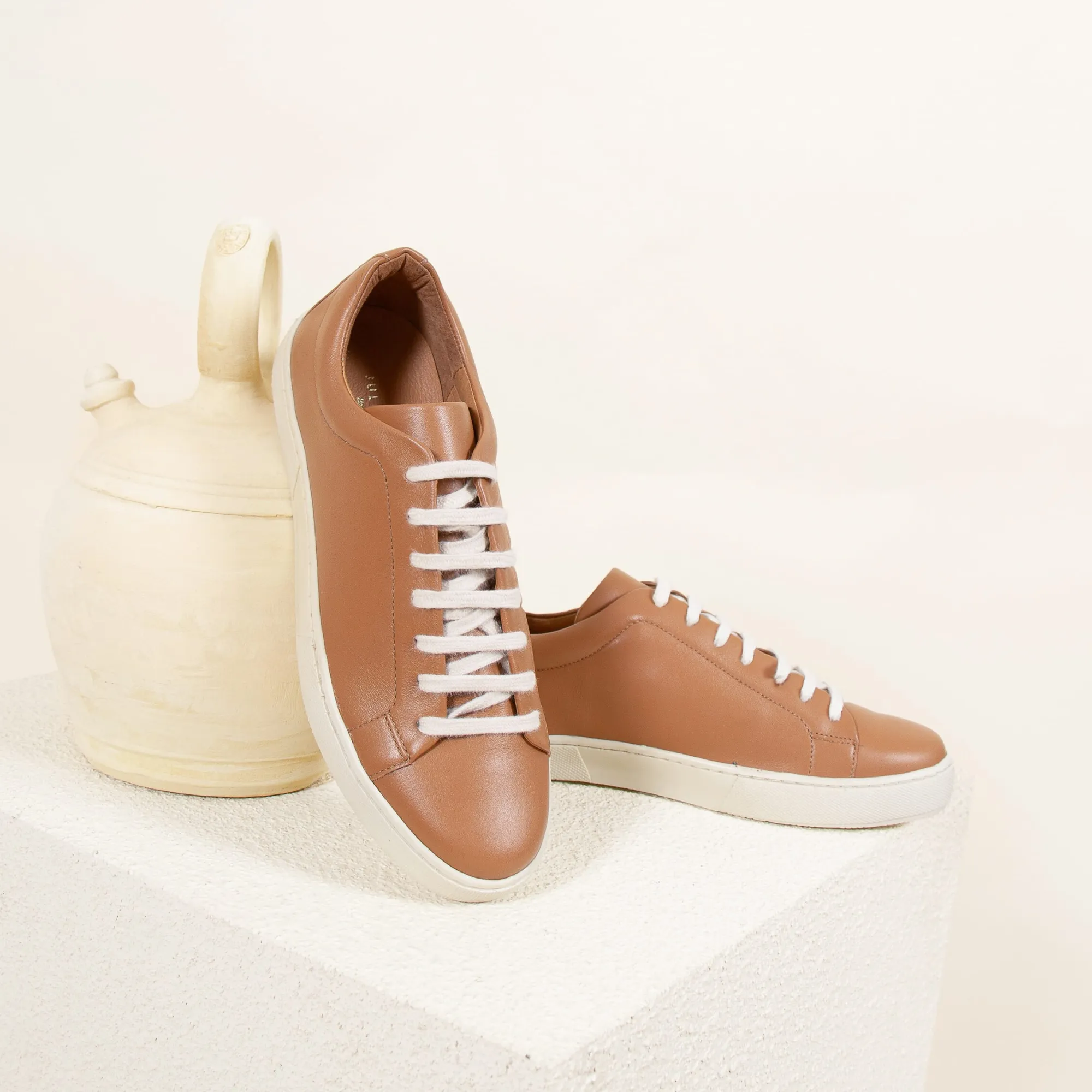 Shop Tennis lacet cuir Femme Baskets